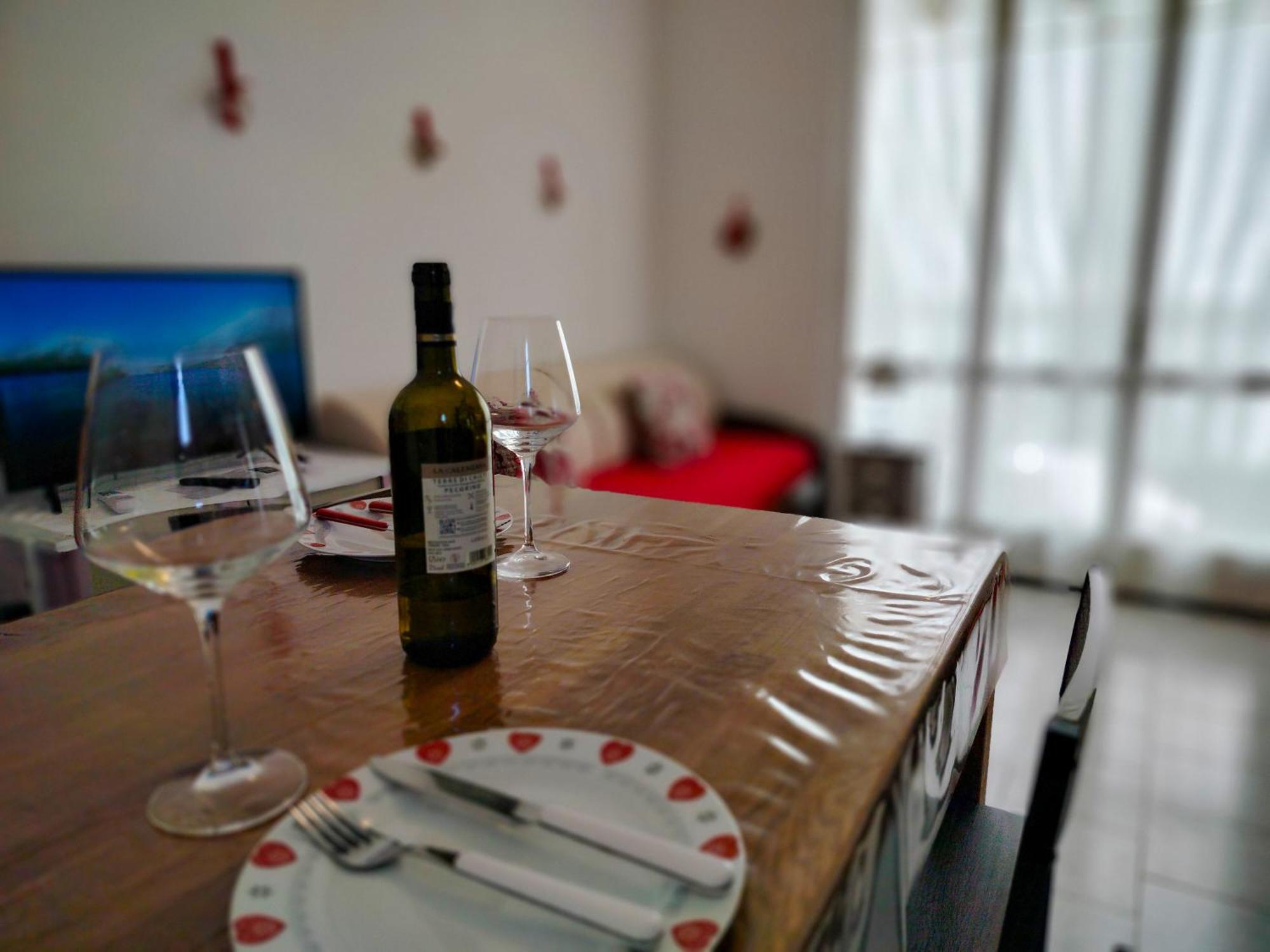 Sweetheart Apartment Бусто Арсицио Екстериор снимка