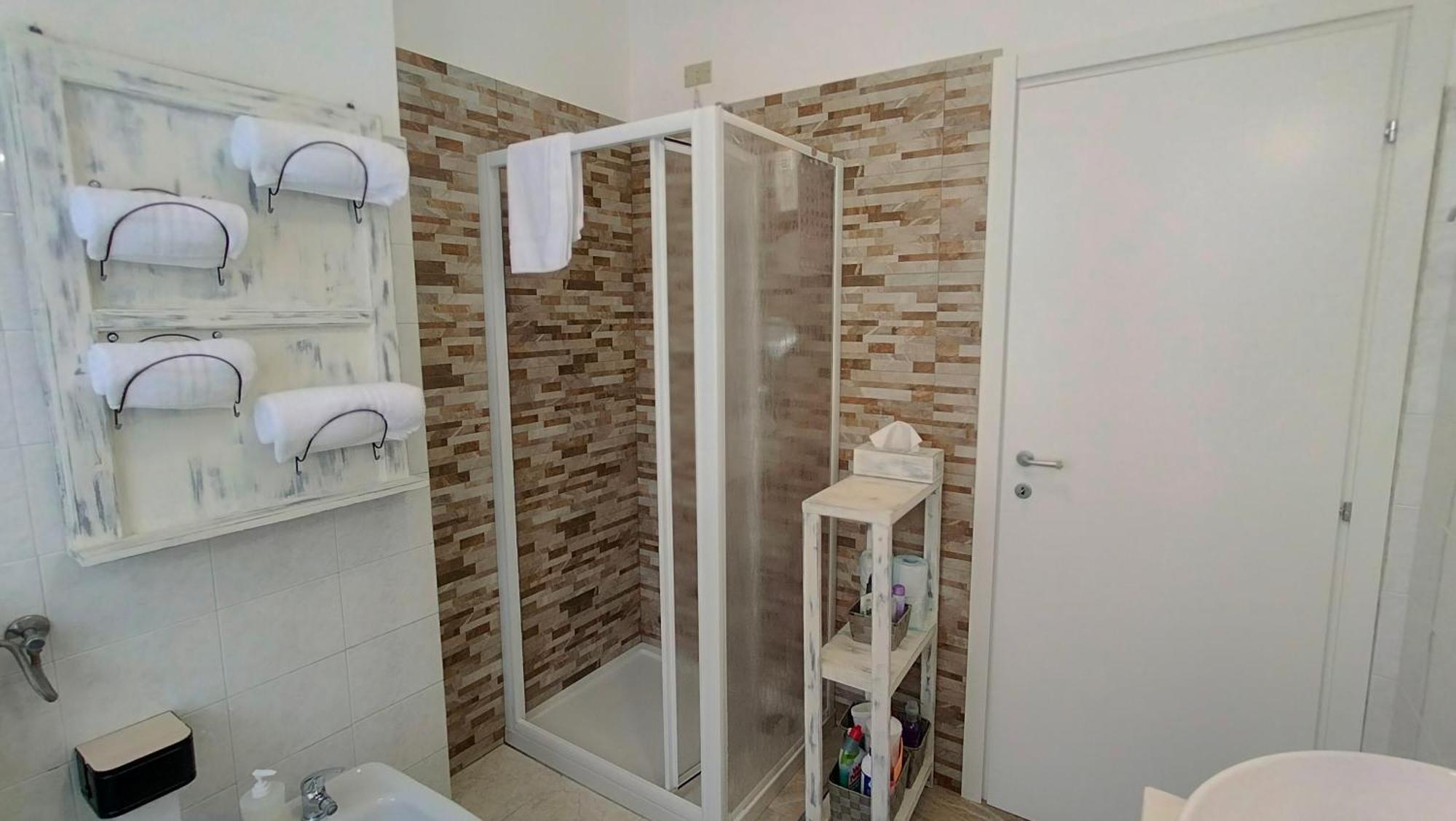 Sweetheart Apartment Бусто Арсицио Екстериор снимка