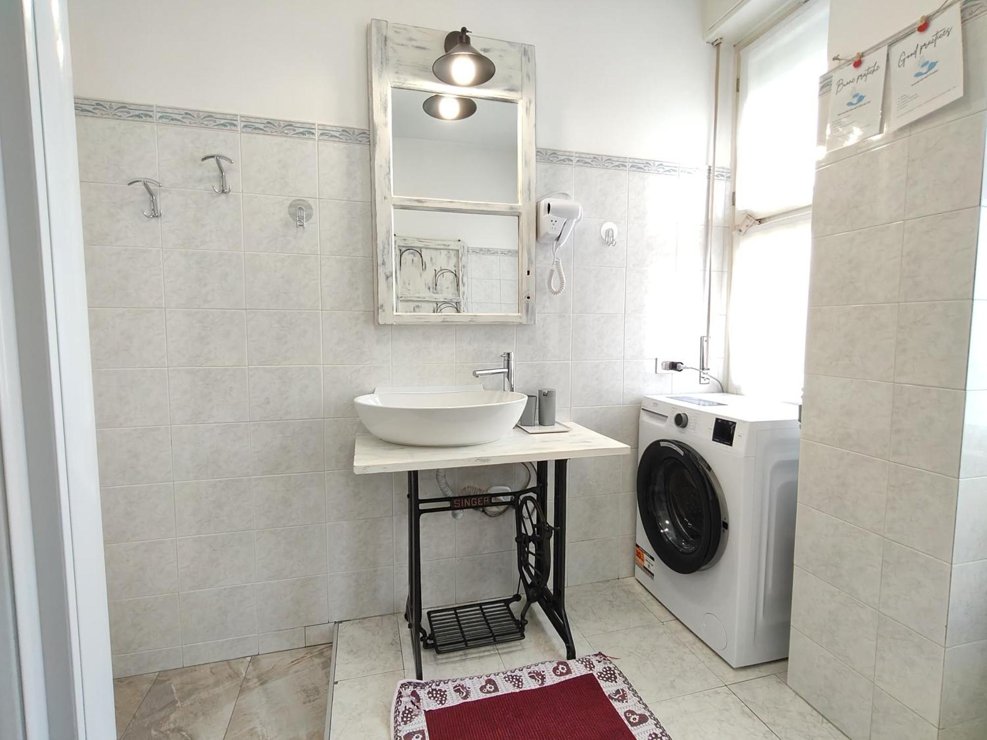Sweetheart Apartment Бусто Арсицио Екстериор снимка